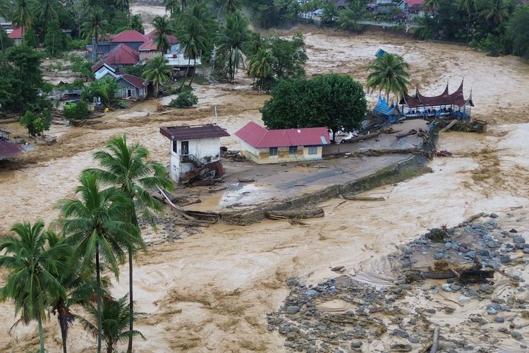 Sumatera Dikepung Banjir: Alarm Pembangunan yang Mengabaikan Lingkungan