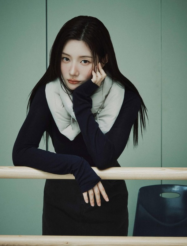 Potret Jung Chae Yeon/ Foto: instagram.com/j_chaeyeoni