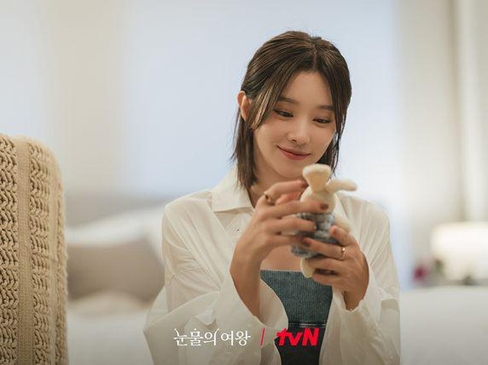 Lee Joo Bin di drakor Queen of Tears/ Foto: tvN