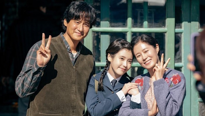 Daftar Lengkap Nominasi APAN Star Awards 2025: Persaingan Sengit IU hingga Park Bo Gum