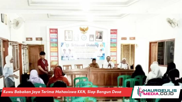 Kuwu Babakan Jaya Terima Mahasiswa KKN, Siap Bangun Desa