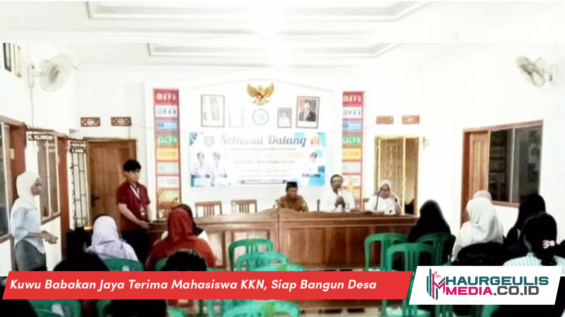 Kuwu Babakan Jaya Terima Mahasiswa KKN, Siap Bangun Desa