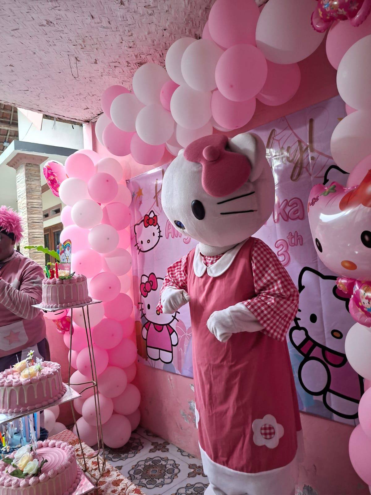 Badut Haurgeulis: Jasa Hiburan Ultah