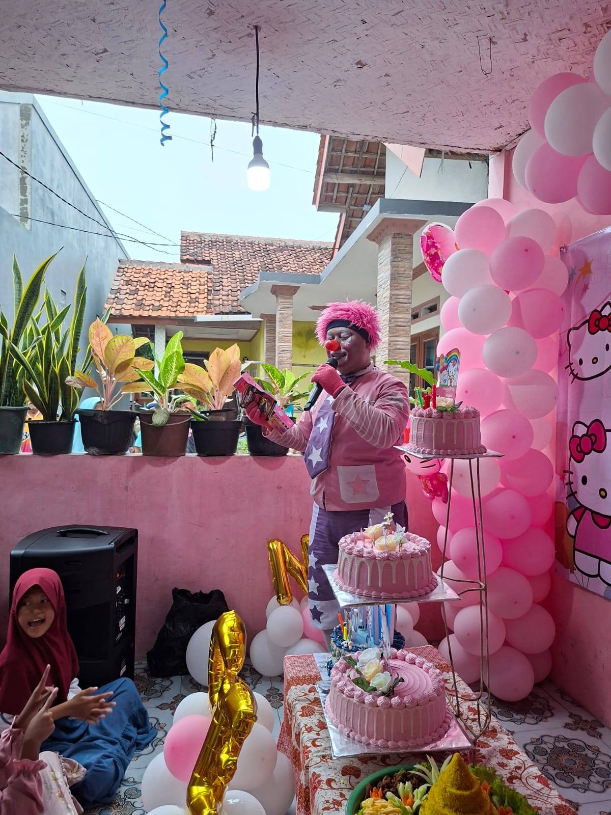 Badut Haurgeulis: Jasa Hiburan Ultah