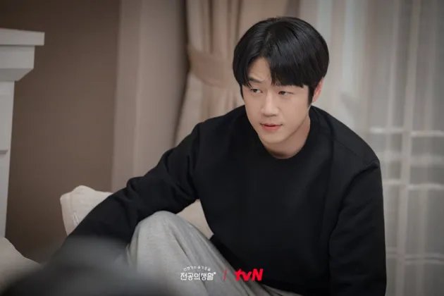 Hak Cipta: (credit:instagram.com/tvn_drama)