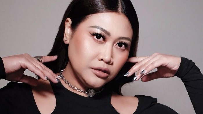 Sumber Kekayaan Boiyen dan Perjalanan Kariernya yang Inspiratif