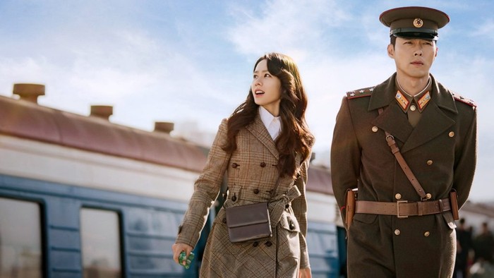 Potret Son Ye Jin & Hyun Bin di drama Crash Landing On You/foto: soompi