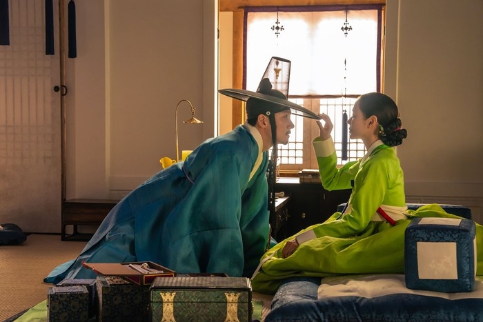 Potret Ji Chang Wook & Son Ye Jin di Still Cut upcoming drama Netflix/foto: Netflix