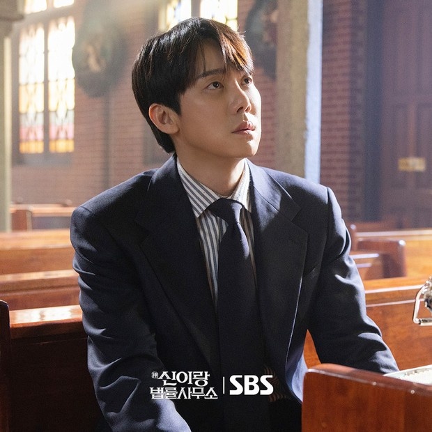 Potret Yoo Yeon Seok dalam drama 'Phantom Lawyer'/ Foto: instagram.com/sbsdrama.official