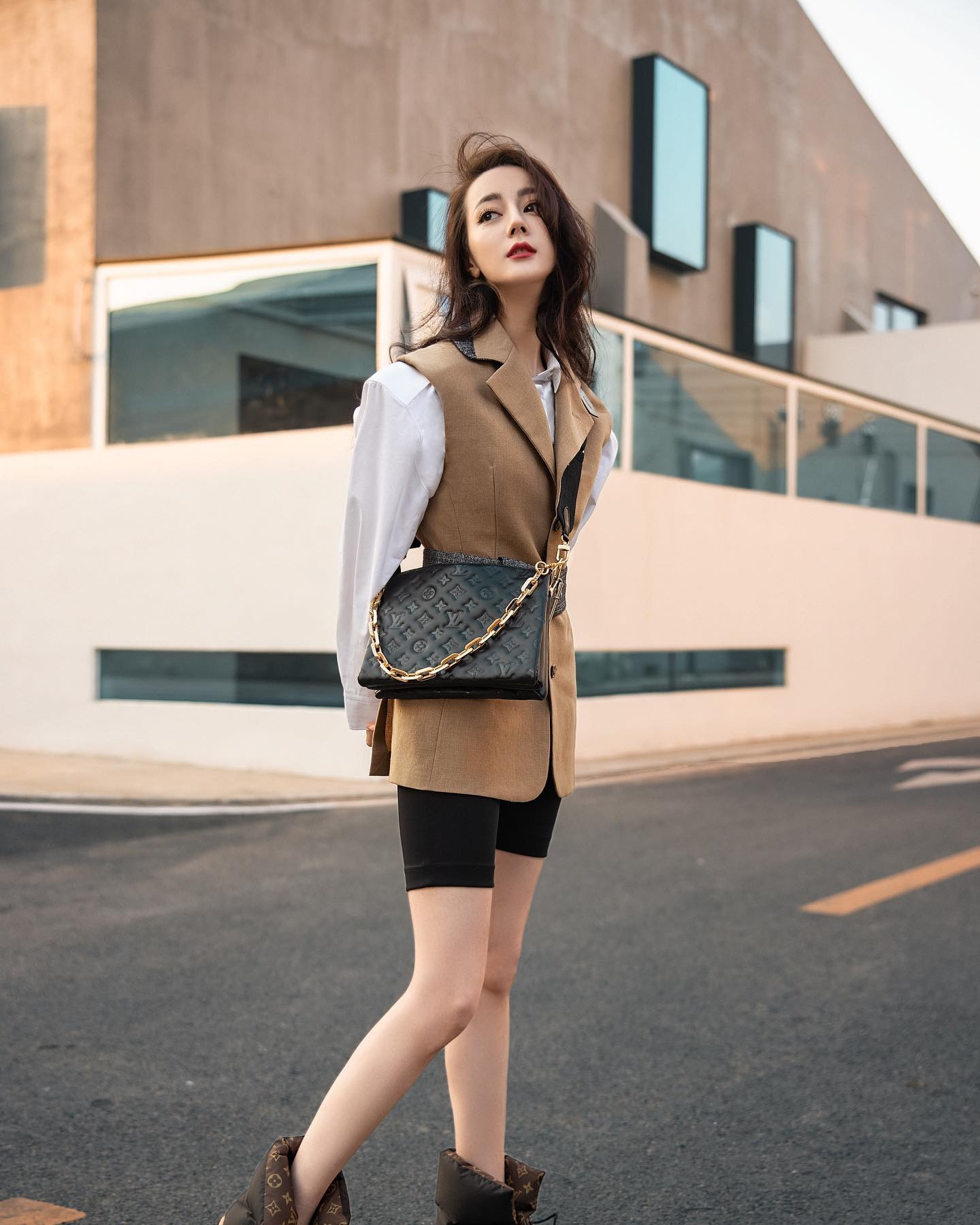 Hak Cipta: (credit:instagram.com/dilrabaxx63)