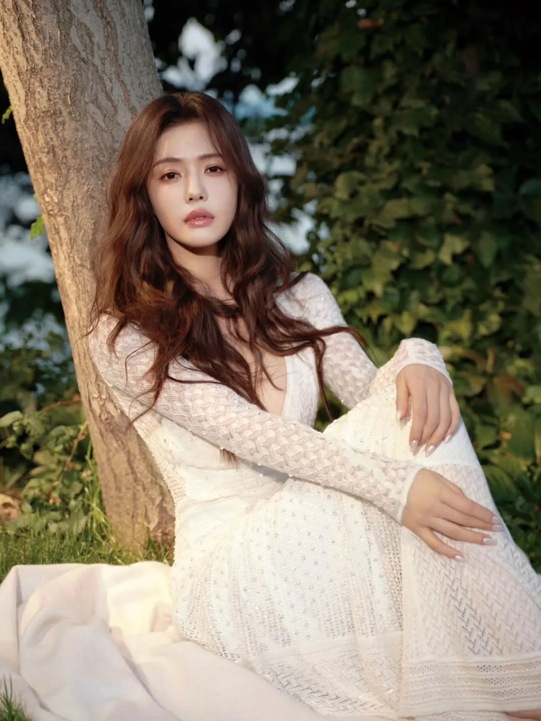 Elvira Cai/Cai Wen Jig - instagram.com/@elvira_caiwenjing