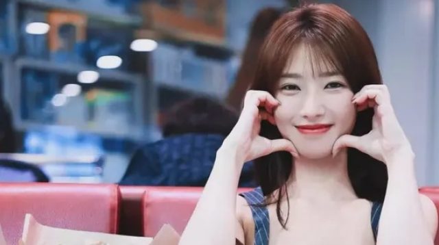 Profil Fang Jin: Aktris China Berwajah Lembut dengan Karakter Akting Kuat