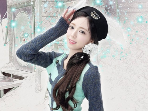 Potret Yuna dalam foto konsep debut solo 'Ice Cream'/ Foto: instagram.com/itzy.all.in.us