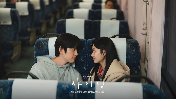 3 Hal Menarik Drakor Still Shining, Chemistry-nya Juara!