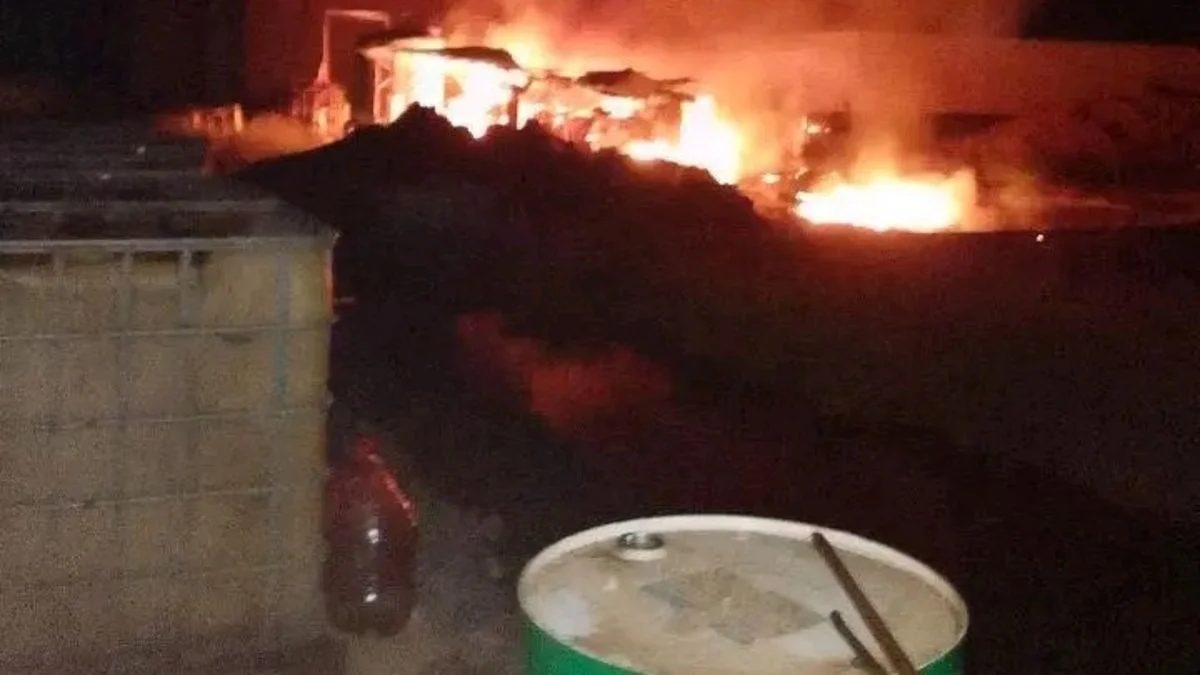 Kebakaran Hebat Guncang Diduga Kawasan Industri Losarang Akibat Genset Terbakar
