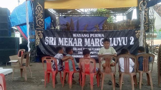 Mapag Sri Sumbermulya: Syukur Kesuburan & Hasil Bumi