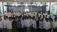 Menteri ATR/BPN Serahkan Sertifikat Gedung PCNU Indramayu di Hadapan Ribuan Nahdliyin