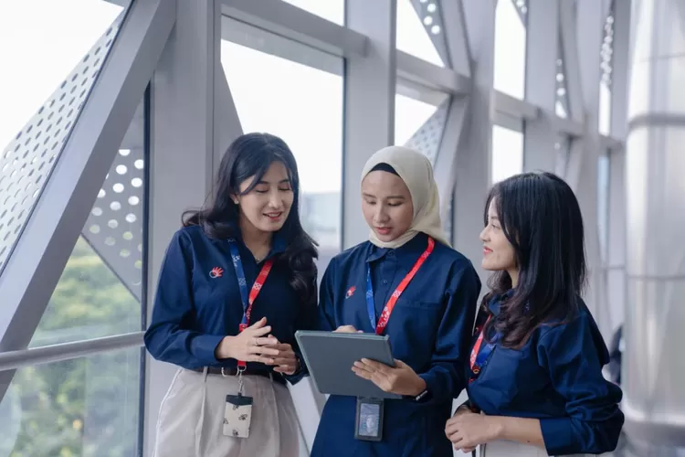 Telkom menegaskan komitmennya dalam mendorong kesetaraan gender dan pemberdayaan perempuan sebagai bagian dari strategi keberlanjutan GoZero% - Sustainability Action by Telkom Indonesia, melalui pilar Empower Our People.