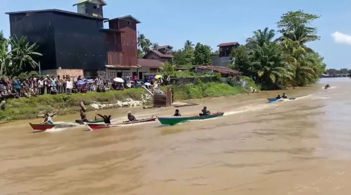 Tradisi Balap Robin Subulussalam Lambangkan Kebangkitan Warga Aceh