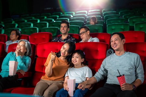 Usia Anak ke Bioskop: Panduan Lengkap