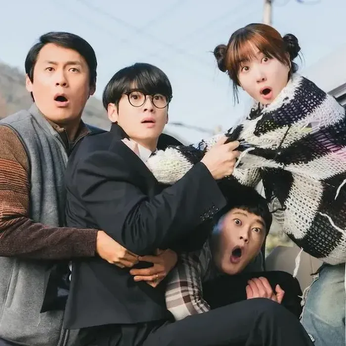 The Wonderfools merupakan drama Korea yang dijadwalkan tayang pada 2026 ini. Namun, salah satu pemerannya yakni Cha Eun Woo terseret dalam skandal dugaan penggelapan pajak.