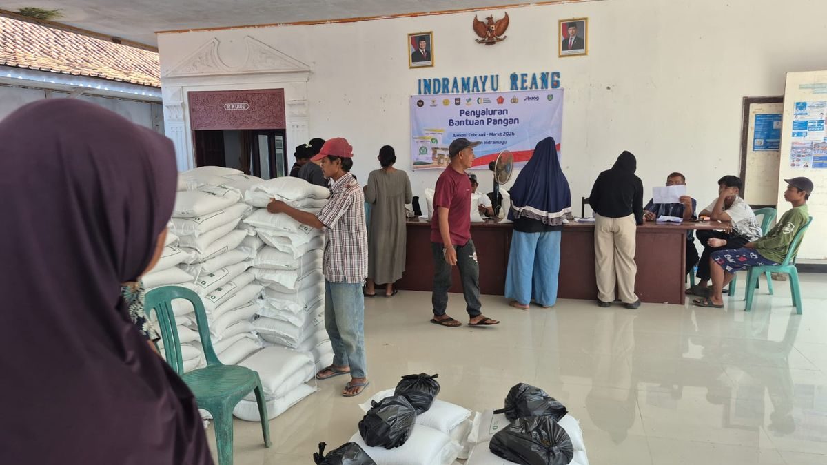964 Keluarga Ujunggebang Haru Terima Bantuan, Kuwu Sarjani: Hak Rakyat