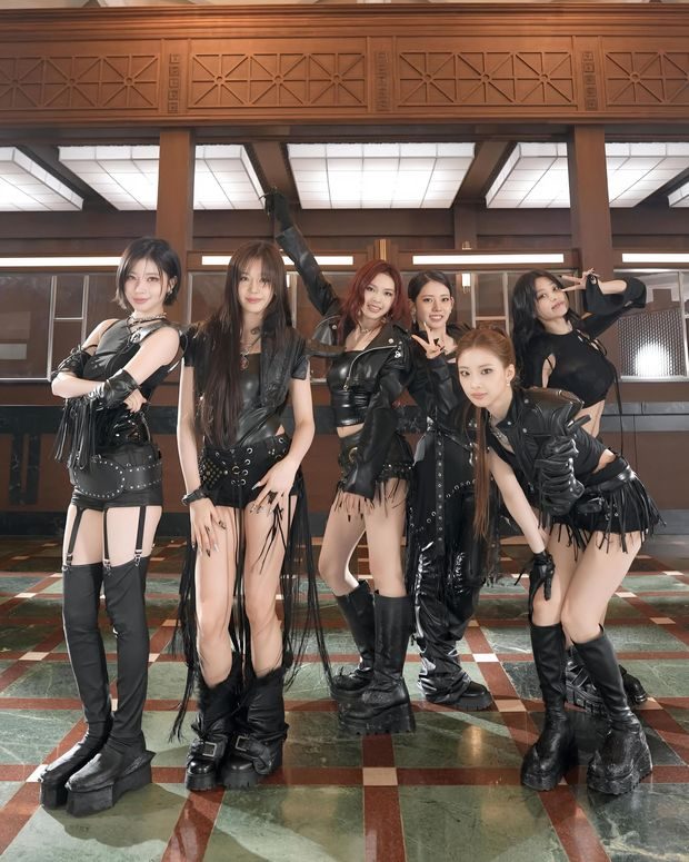 Jadwal konser 'CHOOM' yang dirilis oleh BABYMONSTER pada (11/5) masih belum sepenuhnya lengkap. YG Entertainment akan segera mengungkap jadwal rangkaian konser CHOOM di kawasan Amerika dalam waktu dekat.