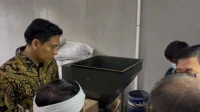 Bupati Indramayu Hadiri Rakor Pengelolaan Sampah di Bale Pakuan Bupati Indramayu Hadiri Rakor Pengelolaan Sampah di Bale Pakuan