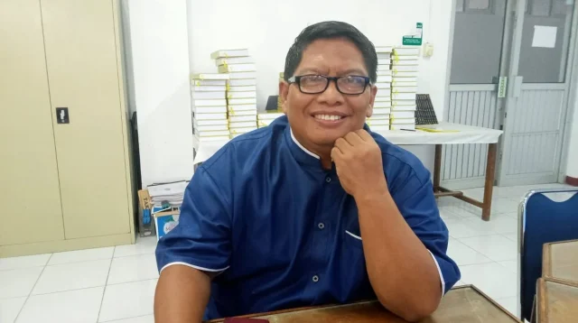 Dosen Polindra Raih Penghargaan Lomba Menulis Peper Nasional Internasional