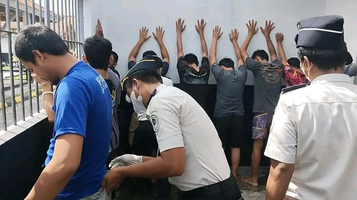 Kalapas Indramayu Pimpin Langsung Penggeledahan Lapas, Sita Narkoba dan Barang Terlarang