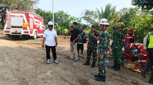 Kebakaran Melanda Fasilitas Pertamina di Losarang, Dandim Indramayu Tinjau Lokasi