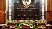 Kisah Pilu Warga Indramayu: Dari Gedung Dewan ke Rumah Saudara