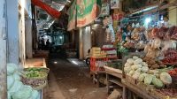 Komoditas Pasar Haurgeulis: Satu Anjlok, yang Lain Membebani Warga