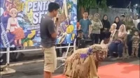 Malam Pesta Rakyat Pasar Mambo Makin Semarak dengan Pertunjukan Seni Berokan