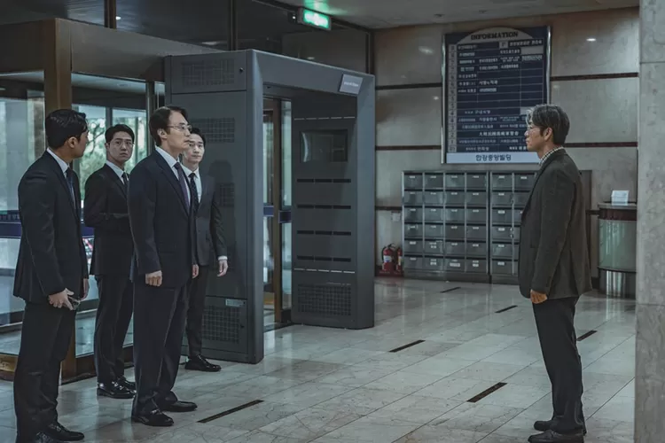 Cuplikan drama Korea The Scarecrow episode 11.