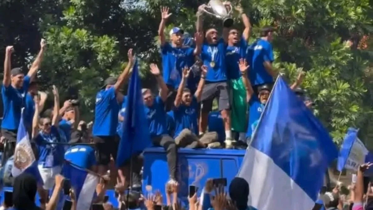 Persib Bandung Juara Super League 2025/2026: Hattrick Sejarah Maung Bandung