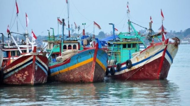 Ratusan Kapal Nelayan Tak Beroperasi Akibat Harga BBM Tinggi
