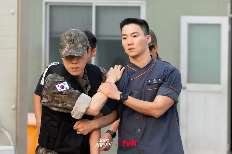 Preview drama Korea The Legend of Kitchen Soldier episode 2.