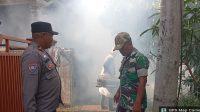 TNI dan Petugas Kesehatan Bersinergi Berantas DBD Lewat Fogging di Krangkeng