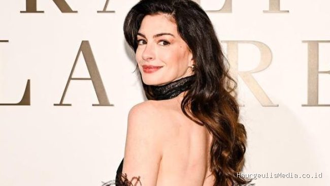 Anne Hathaway Umumkan Kehamilan Ketiga