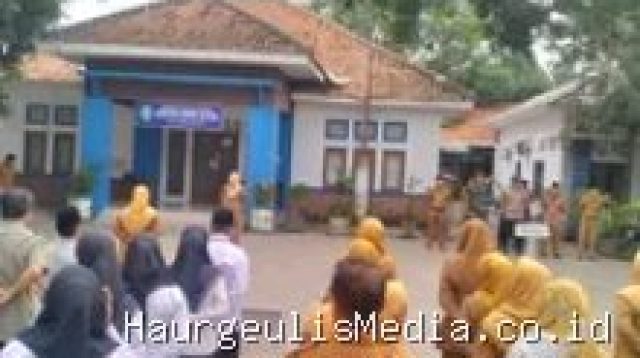 Aparatur Kecamatan Sliyeg Indramayu: Apel Gabungan Perkuat Sinergi Pelayanan 22 Juni 2026