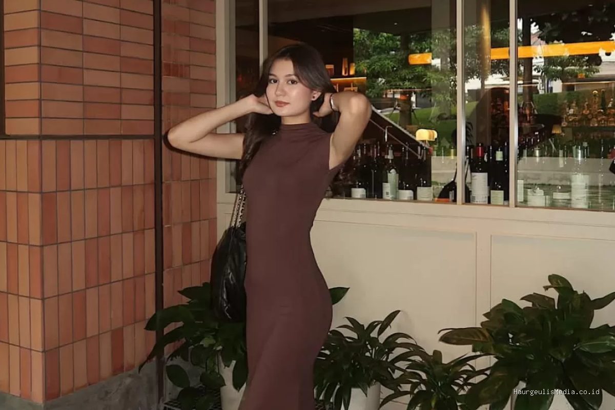 Biodata dan Agama Zoe Abbas Jackson, Pemeran Bening di Sebening Cinta