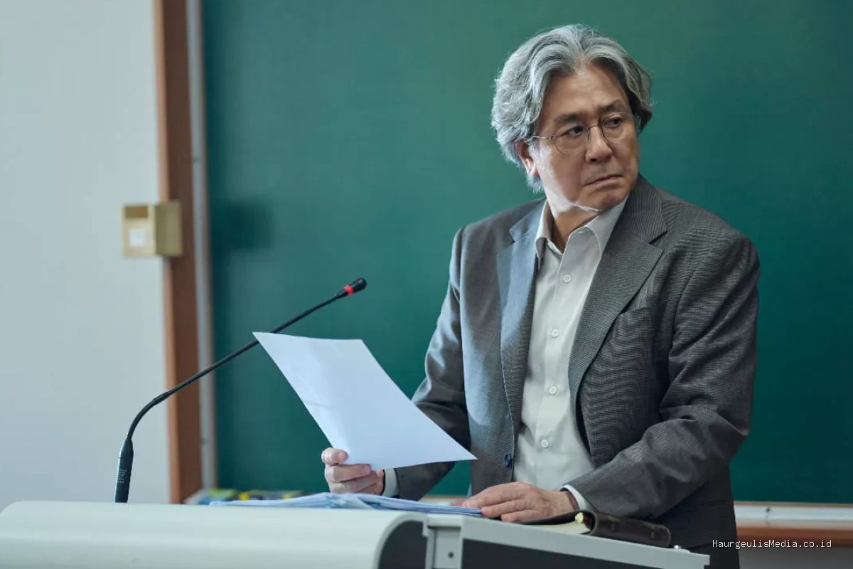 Choi Min Sik: Pernikahan, Biodata, dan Profil Pemeran Heo Mun Oh di Drakor Notes from the Last Row