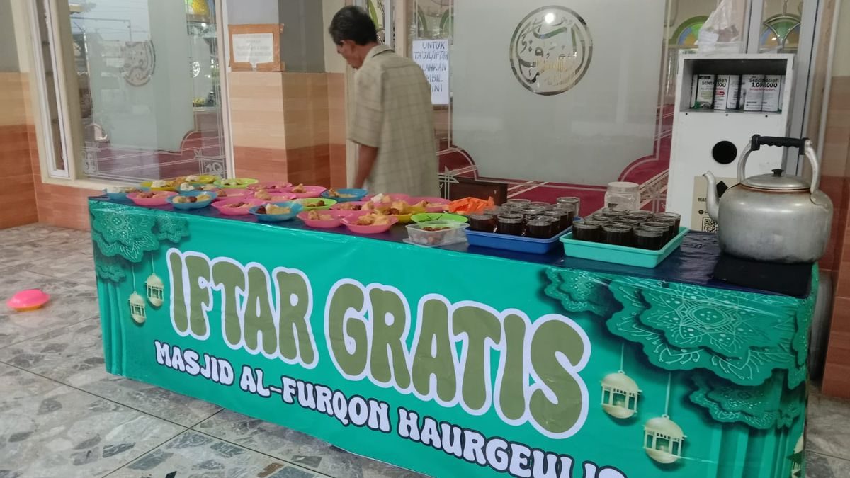 DKM Masjid Al-Furqon: Iftar Gratis Perkuat Kepedulian Umat