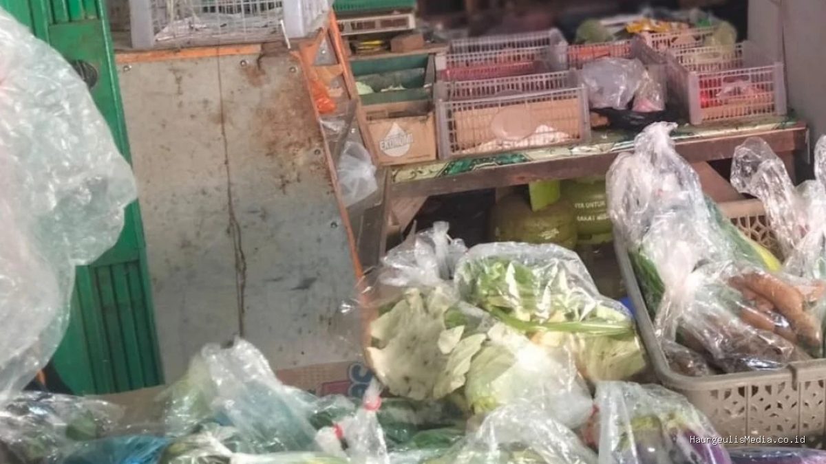 Harga Kebutuhan Pokok Stabil di Pasar Indramayu, Daya Beli Terjaga