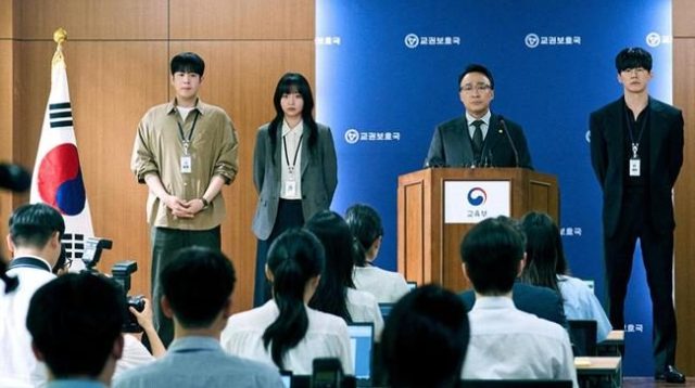Intip Adegan Terbaru Drakor Teach You A Lesson Bersama Kim Moo Yeol dan Jin Ki Joo