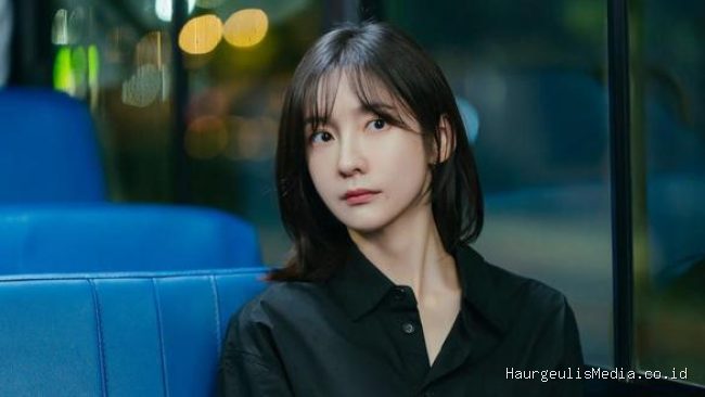 Intip Cerita Park Ji Hyun Soal Chemistry dan Karakter di See You At Work Tomorrow