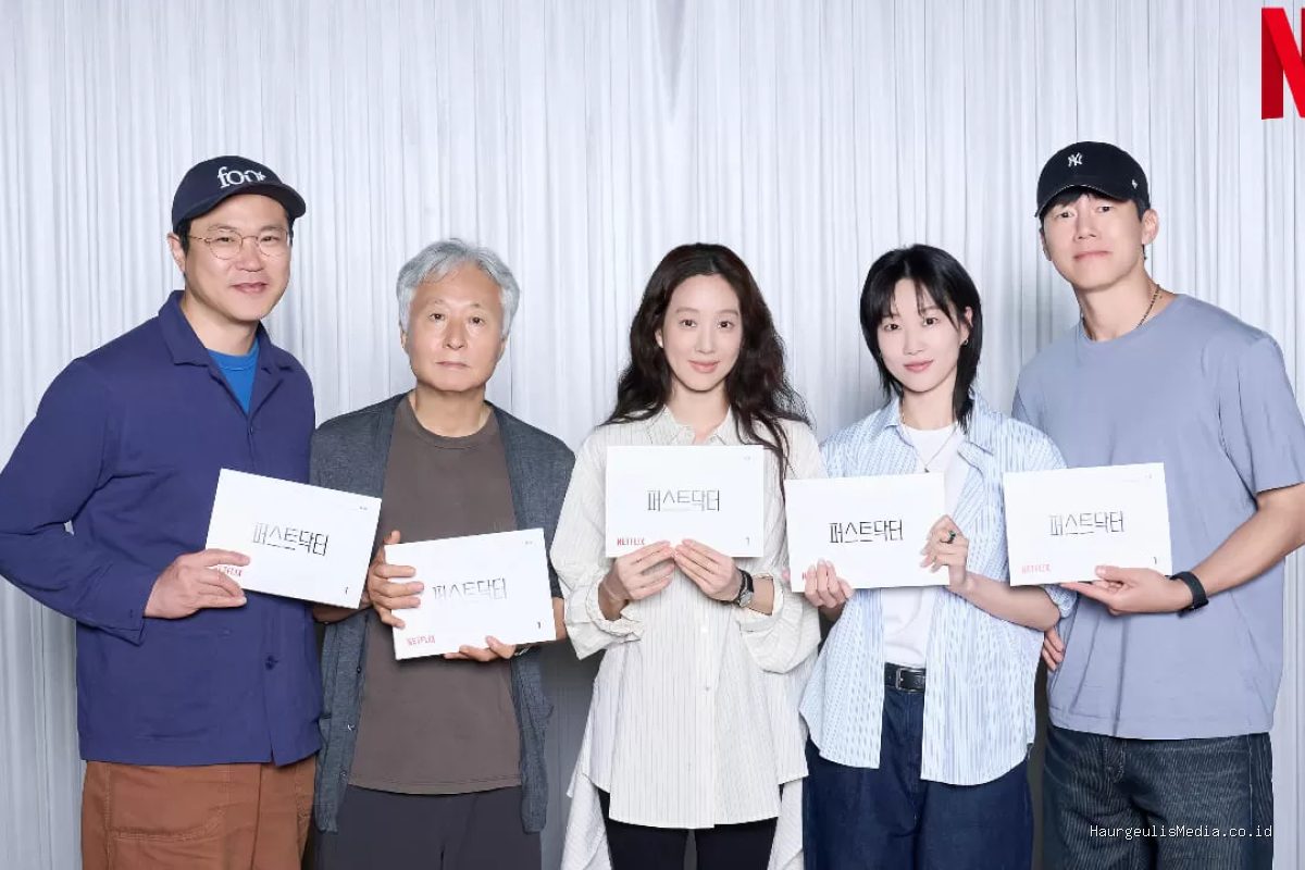 Kim Mu Yeol Kembali ke Drama Medis Netflix: Sinopsis dan Pemain First Doctor