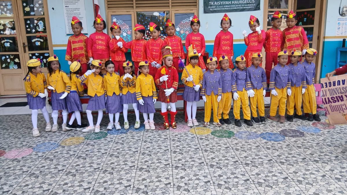 Latihan Drumband TK Aisyiyah Haurgeulis: Asah Bakat & Karakter Anak