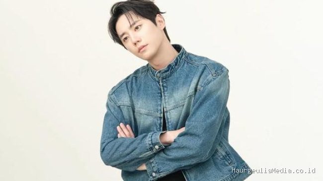 Lee Jun Young Umumkan Jadwal Wajib Militer